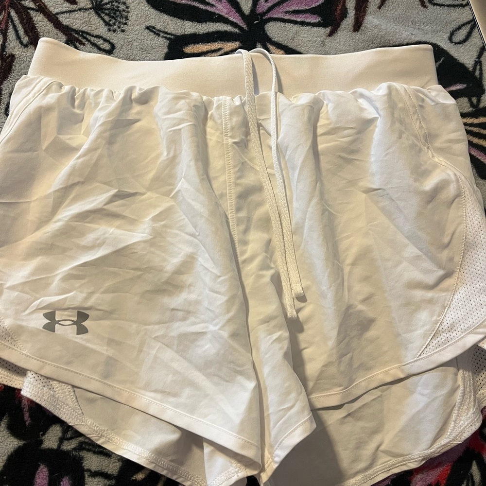 White under armour shorts